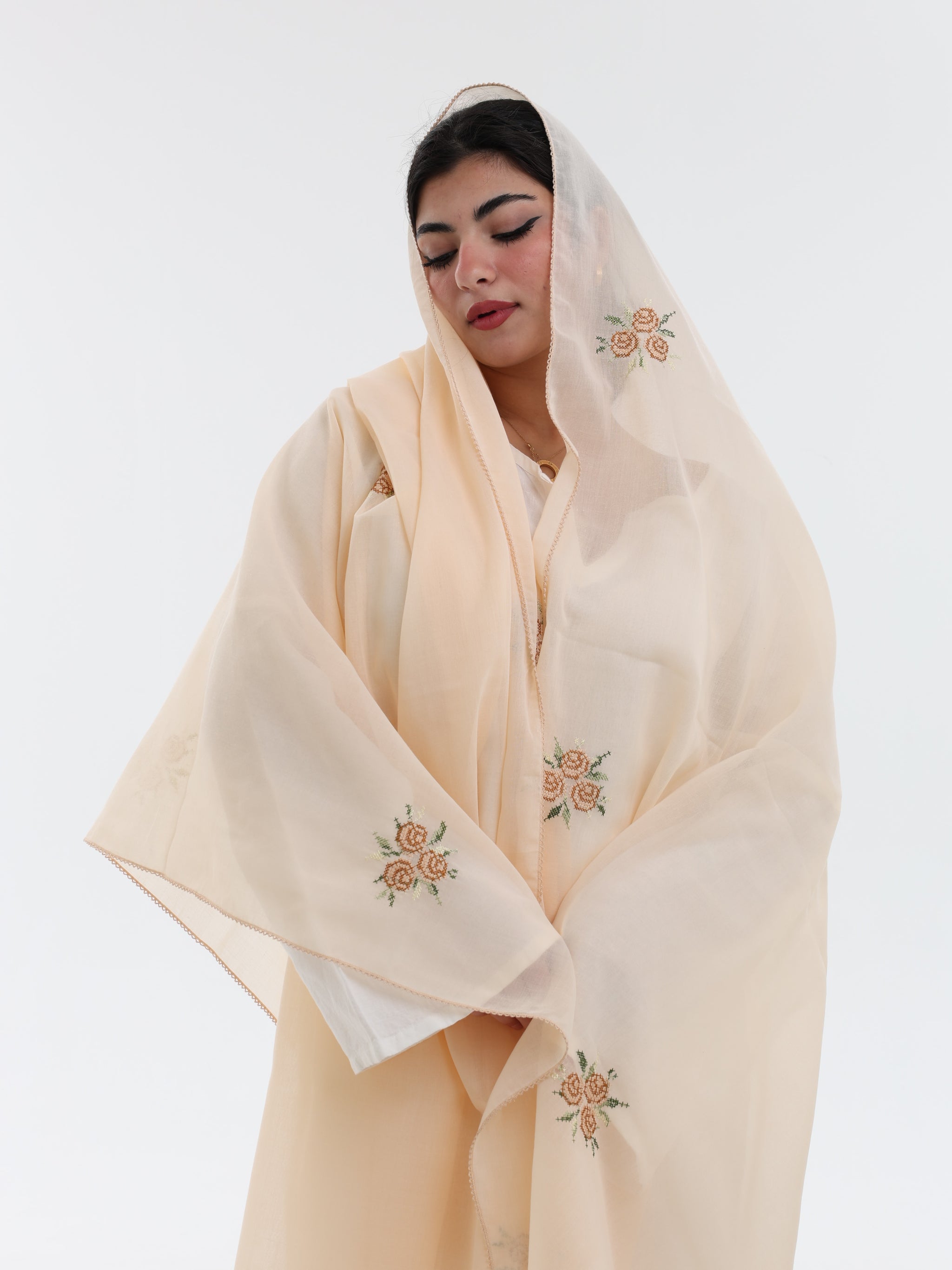 RM1-13 شيلة بيت عريضة جوري روز منثرات - شيلة من شيله Shailah.ae