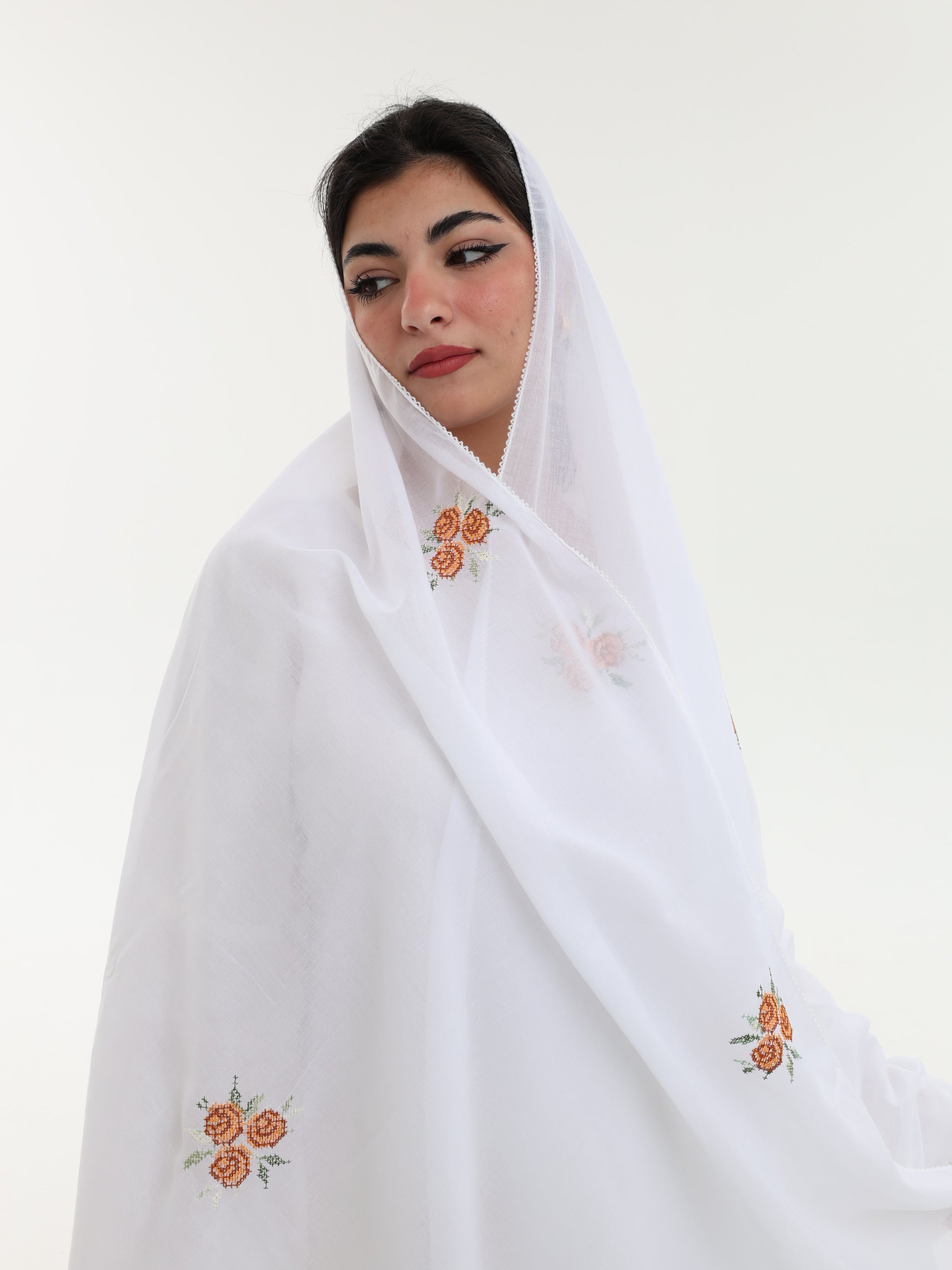 RM1-16 شيلة بيت عريضة جوري روز منثرات - شيلة من شيله Shailah.ae