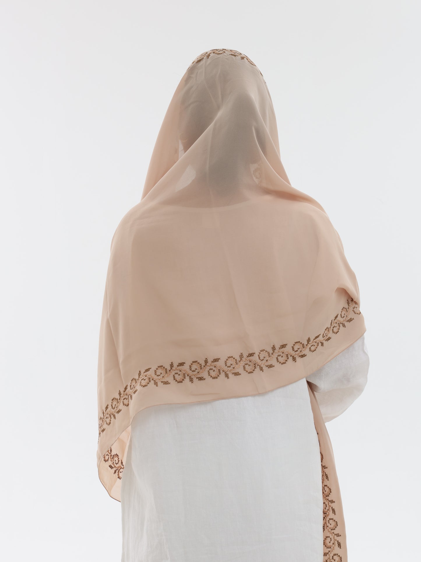 DL1-05 شيل بيت عريضة مطرزة - شيلة من شيله Shailah.ae