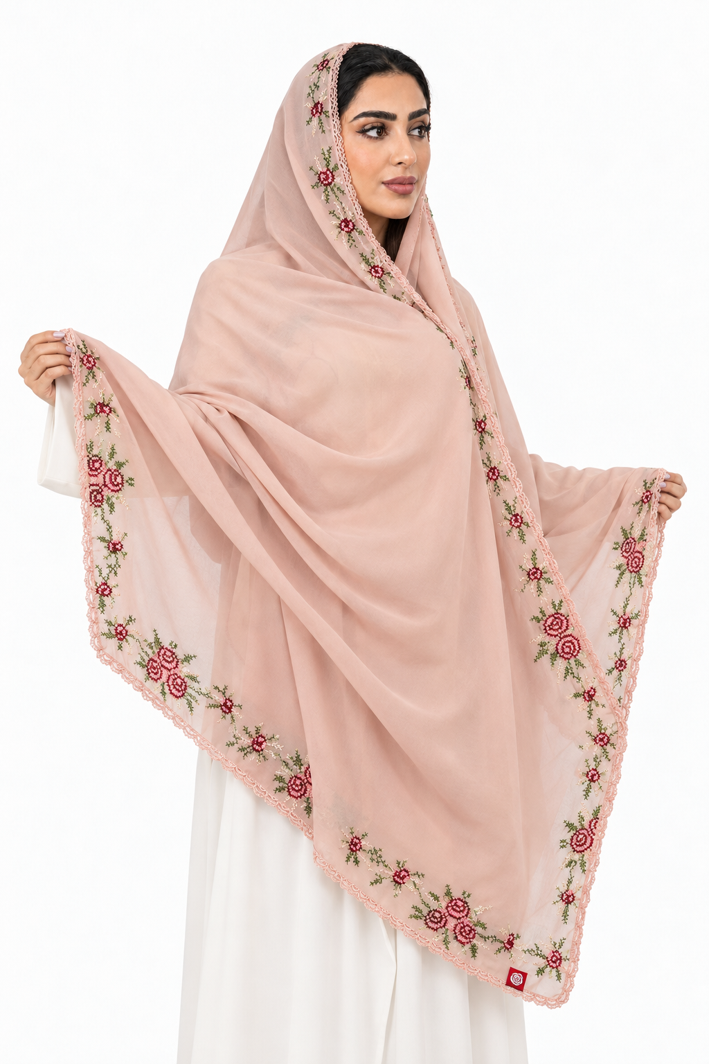 AI-MODEL-RENDER RZ6-34 — صورة توضيحية للشكل عند اللبس