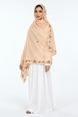 AI-MODEL-RENDER RZ6-37 — صورة توضيحية للشكل عند اللبس
