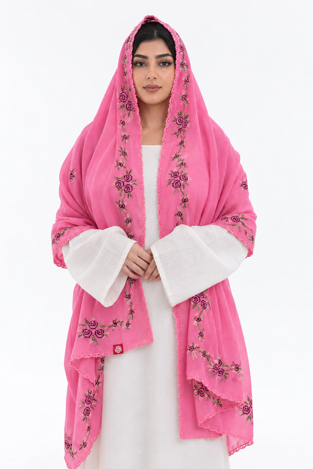 AI-MODEL-RENDER RZ6-40 — صورة توضيحية للشكل عند اللبس