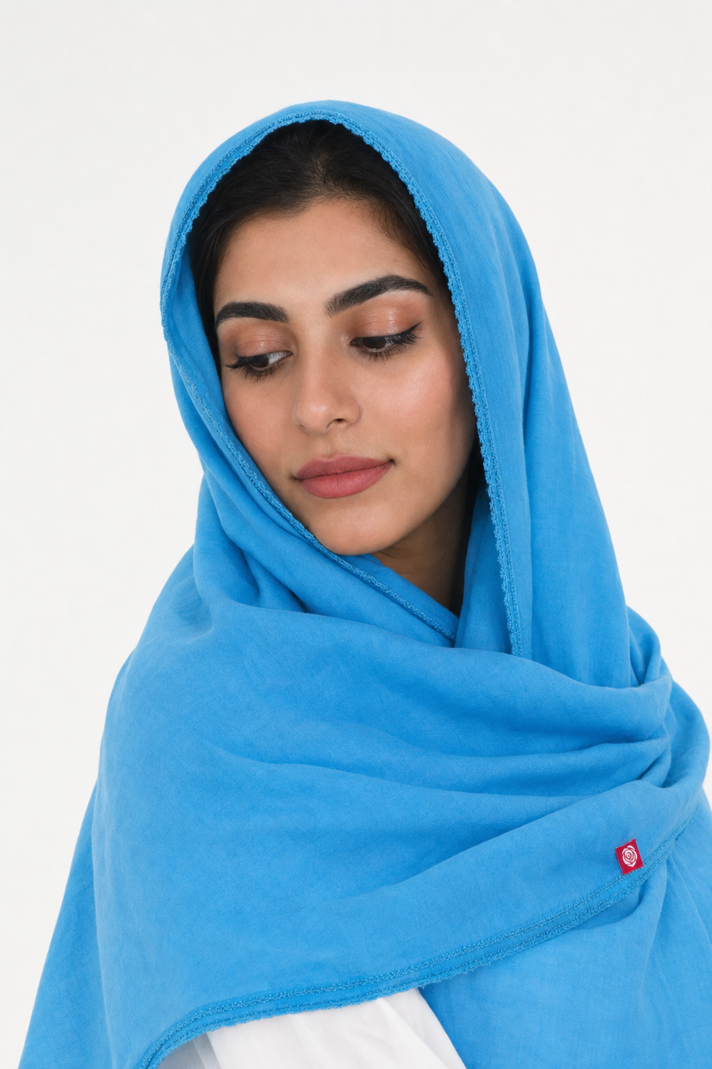 AI-MODEL-RENDER SD5-121 — صورة توضيحية للشكل عند اللبس