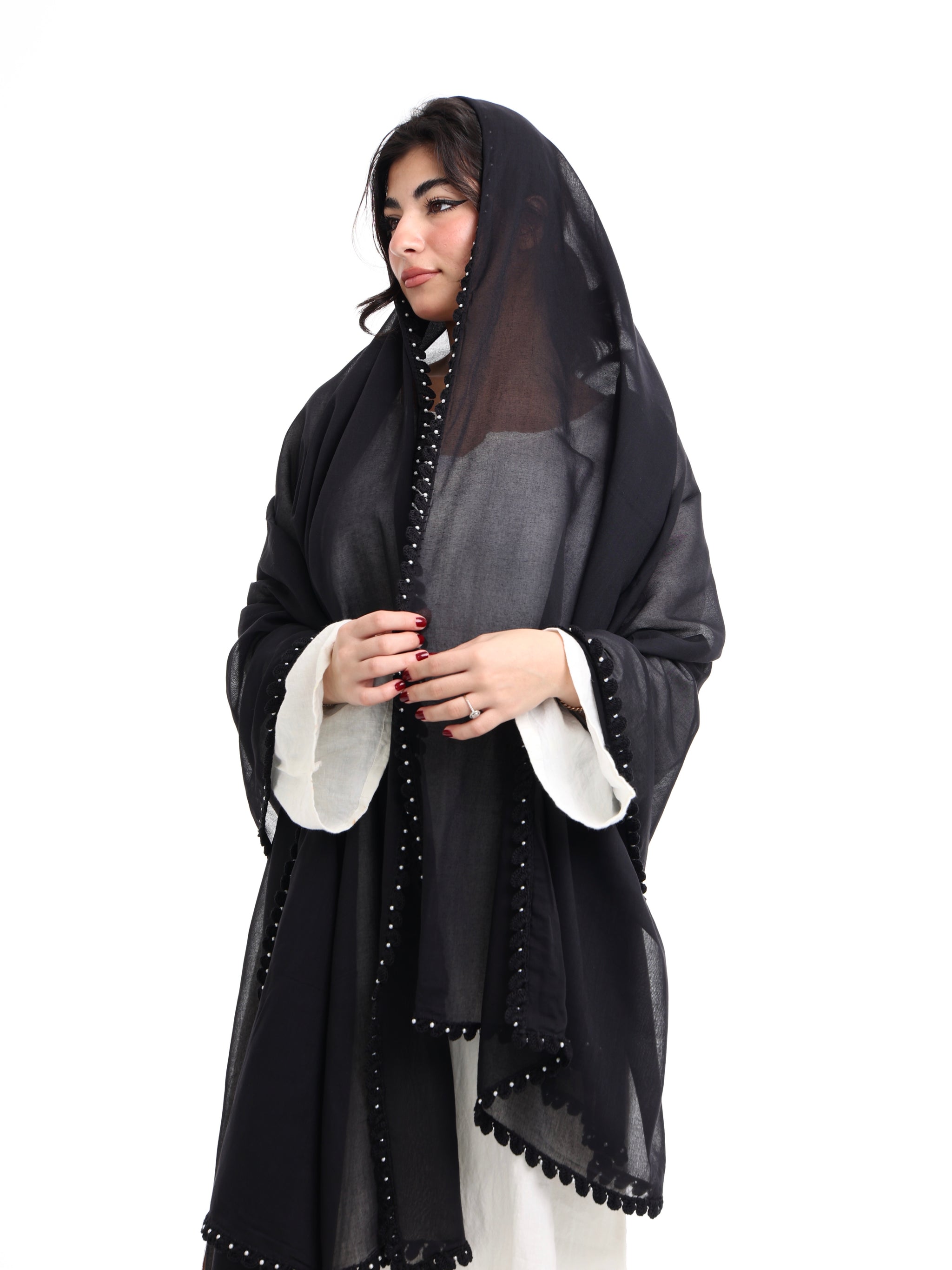 KS2-14 شيلة كروشيه يدوي سوداء - شيلة من شيله Shailah.ae