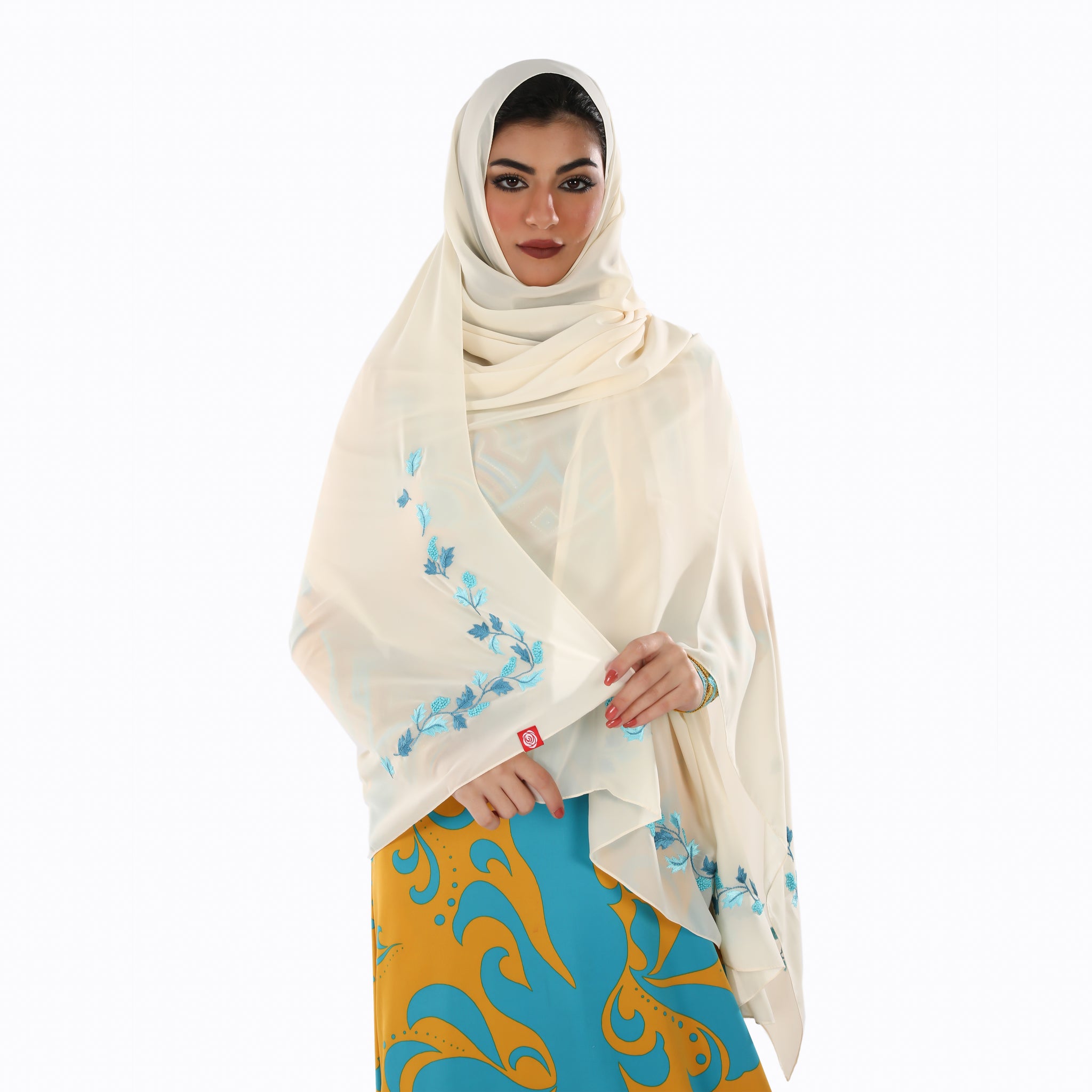 LF2-10 شيلة الباهية حليبية عريضة - شيلة من شيله Shailah.ae