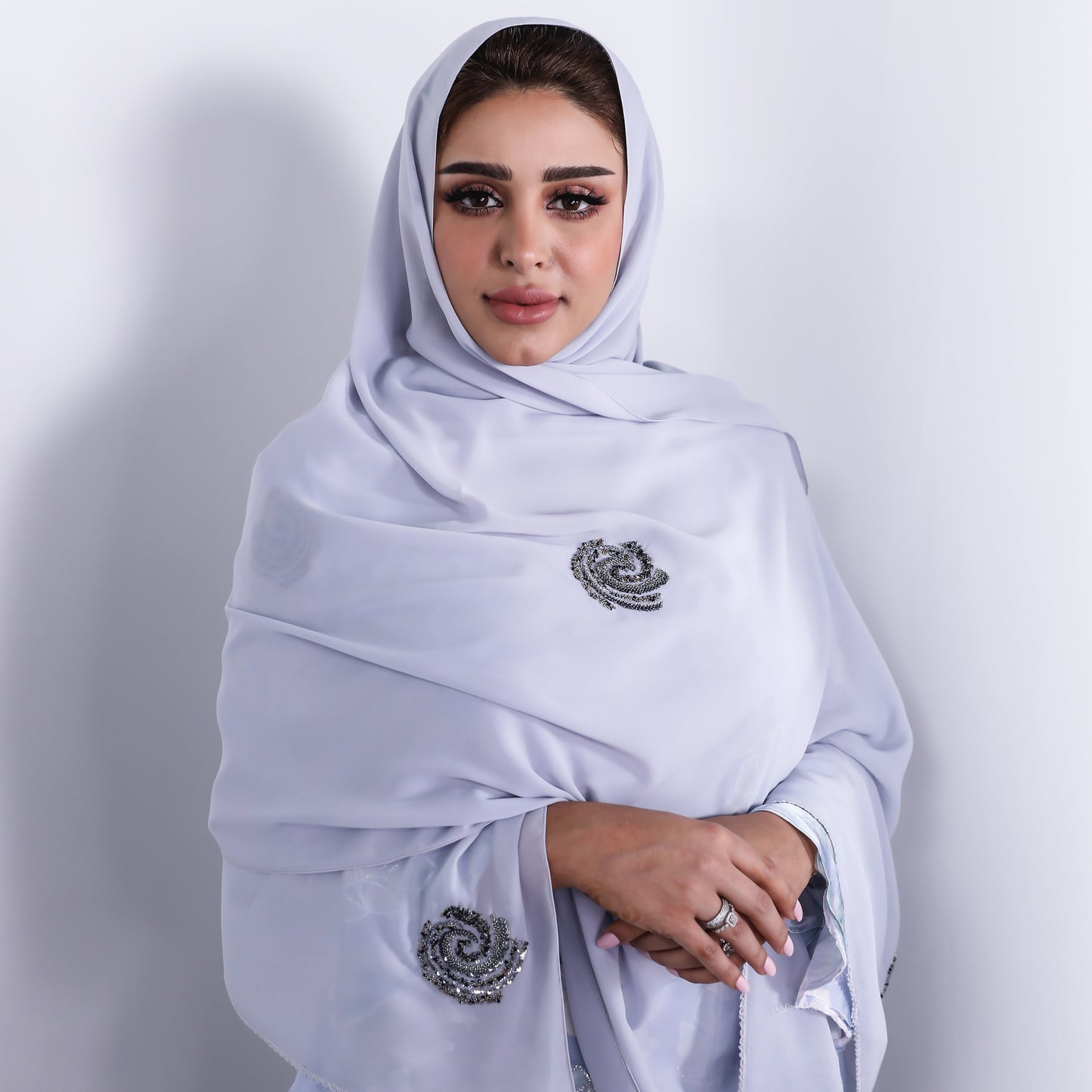 SHQ-03 شيلة حور - شيلة من شيله Shailah.ae