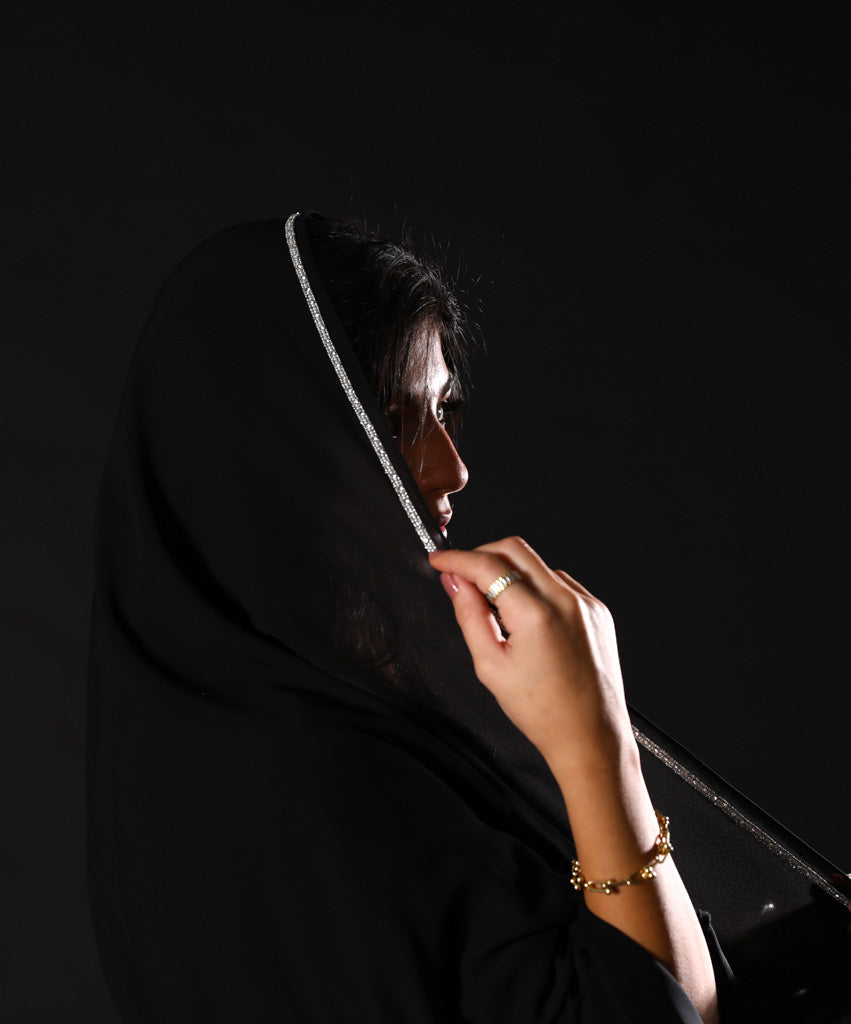LL-03 شيلة ليال سودة بشغل ابيض - شيلة من شيله Shailah.ae